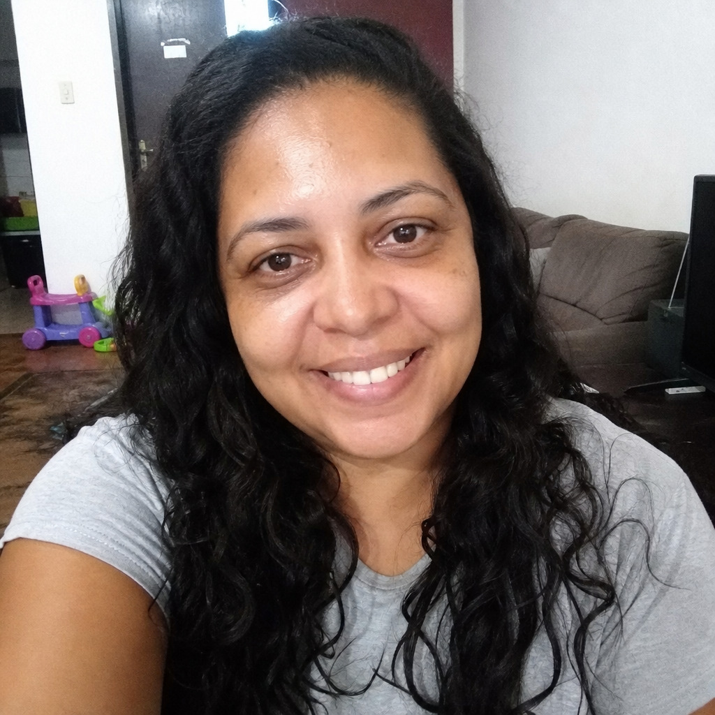 Cláudia Meireles
